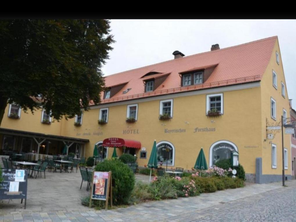Zum Ehem. Königl. Bayr. Forsthaus Waldsassen